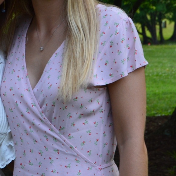 Brandy Melville Pink Floral Robbie Dress - Picture 4 of 7